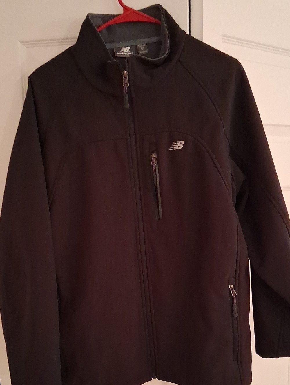 New Balance Men’s Black Lightweight Zip Jacket